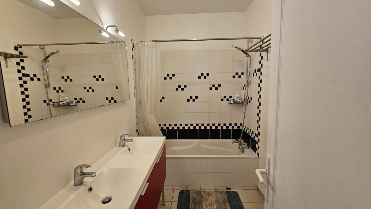 Bed To Rent - Maison Calme Avec Jacuzzi Sous Supplement 보르도 외부 사진